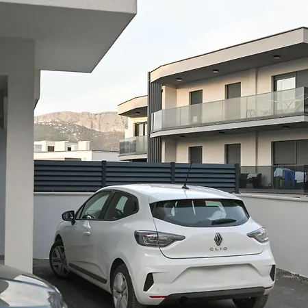 Apartment Abb Deluxe Podstrana