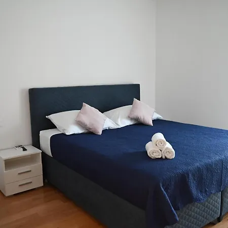 Apartman Abb Deluxe *