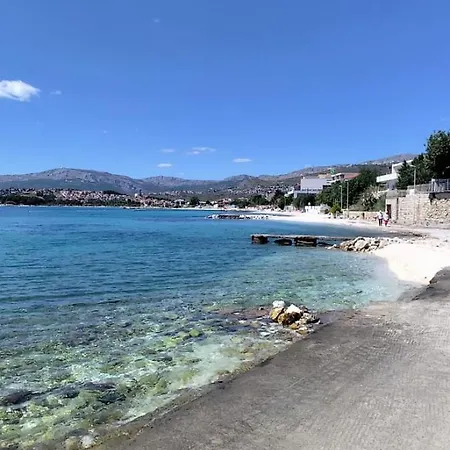 Abb Deluxe Ποντστράνα